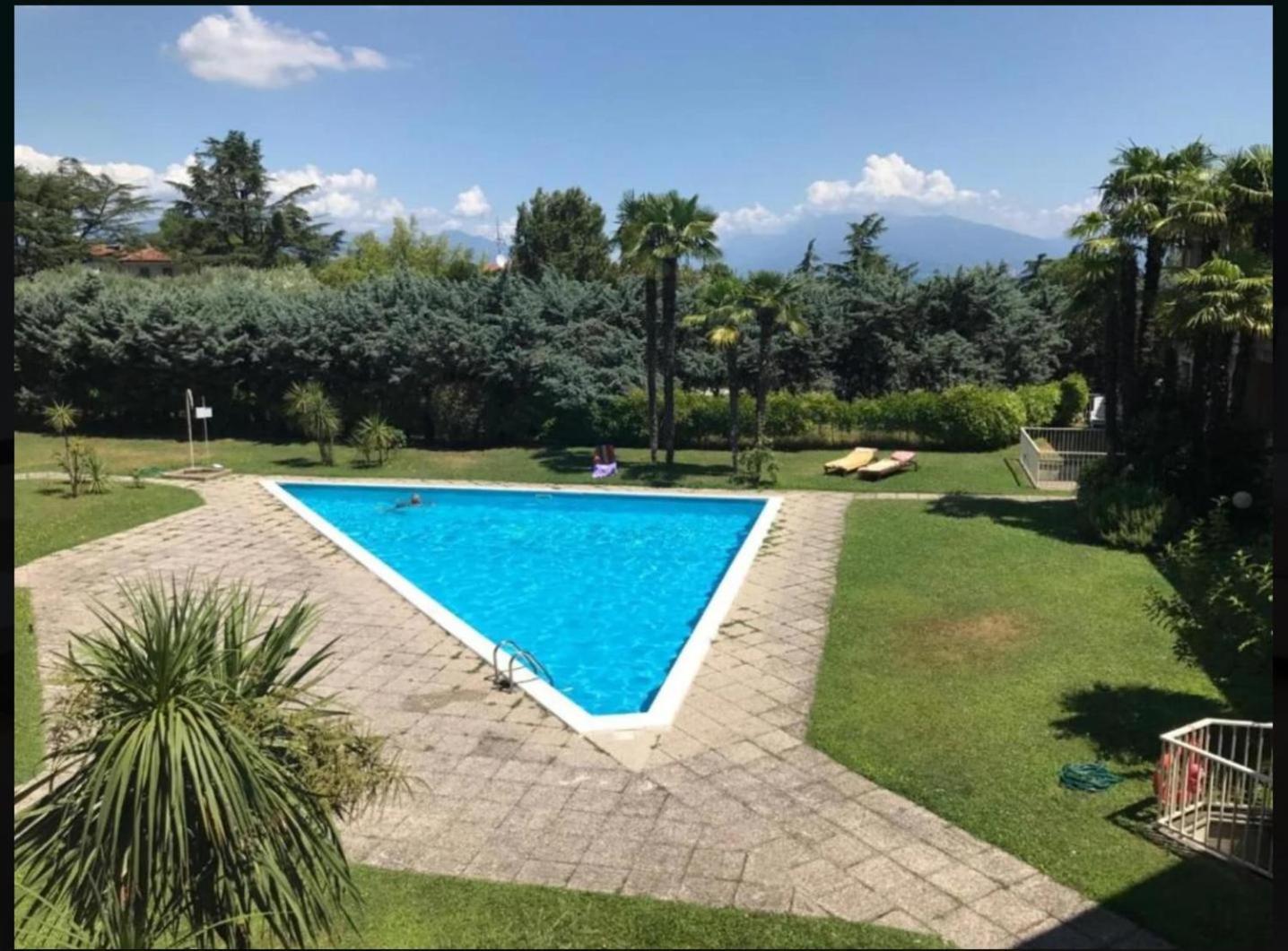 Gold Garda Desenzano Desenzano del Garda Exterior foto